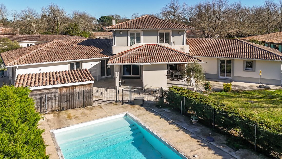 Villa in Lugos, Nouvelle-Aquitaine, France 2 - 17508343