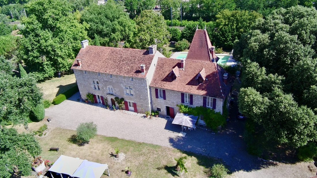 Estate in École Paul Bert-Lycée Bernard Palissy, Agen, France 1 - 17024504