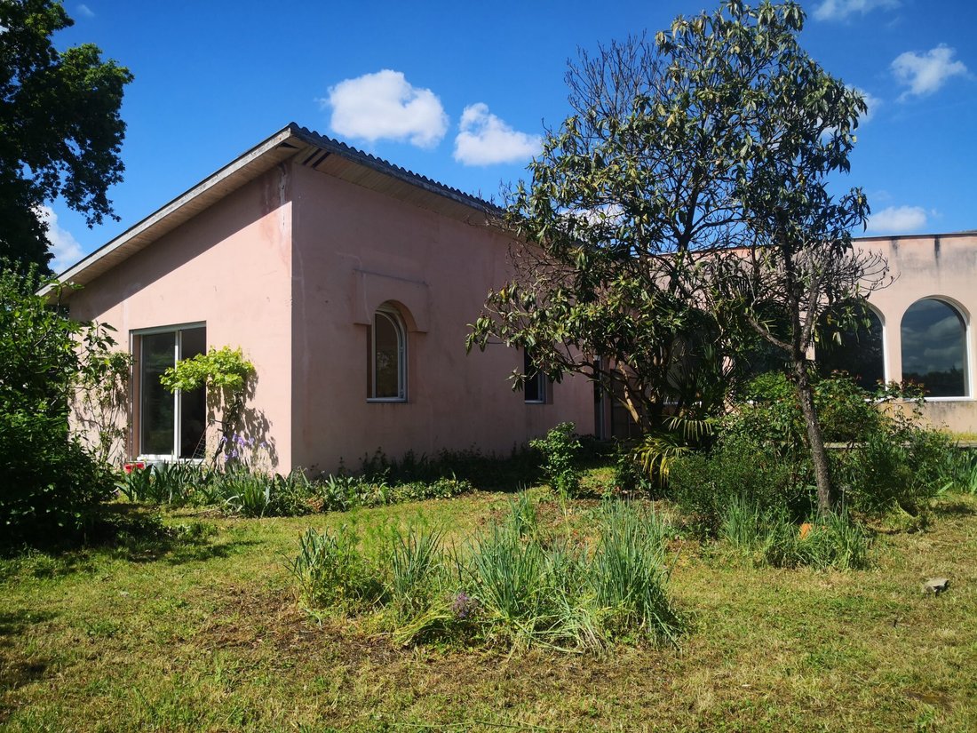 House in Villenave-d'Ornon, Nouvelle-Aquitaine, France 2 - 18012299