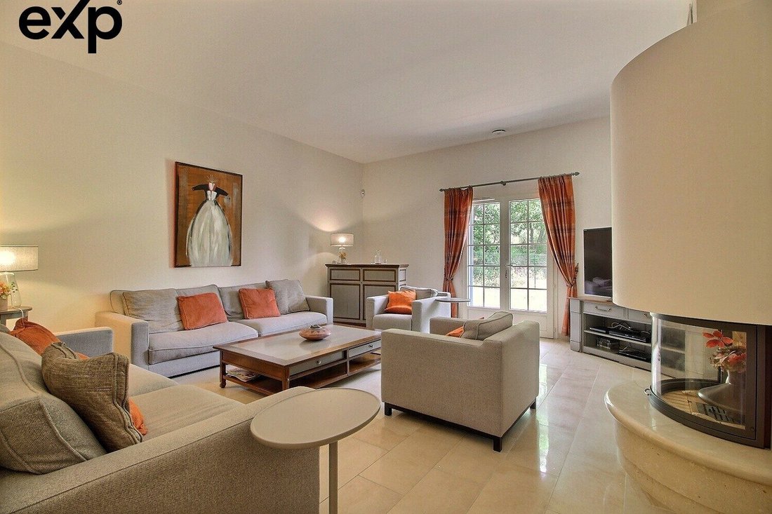 Villa in Nevons-route d'Apt, L'Isle-sur-la-Sorgue, France 4 - 17718653