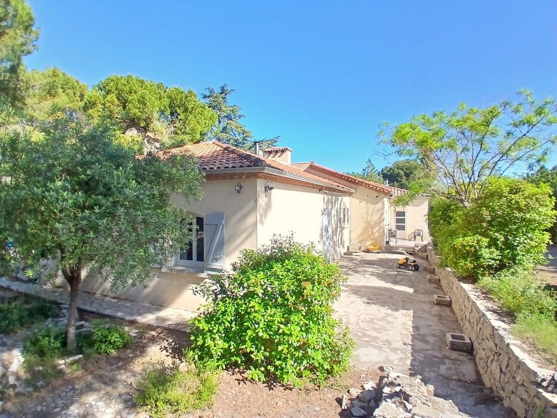 House in Centre Ville, Clermont-l'Hérault, France 2 - 17815902
