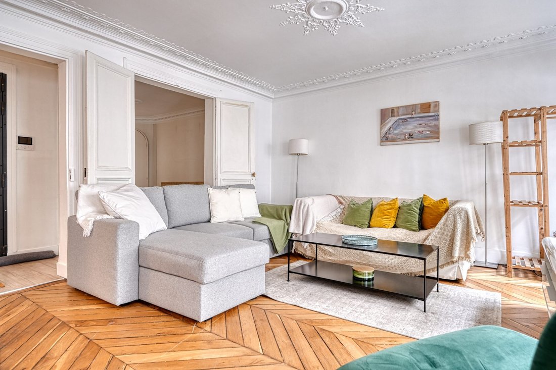 Apartment in Lorette-Martyrs, Paris 9e Arrondissement, Paris 3 - 18088378