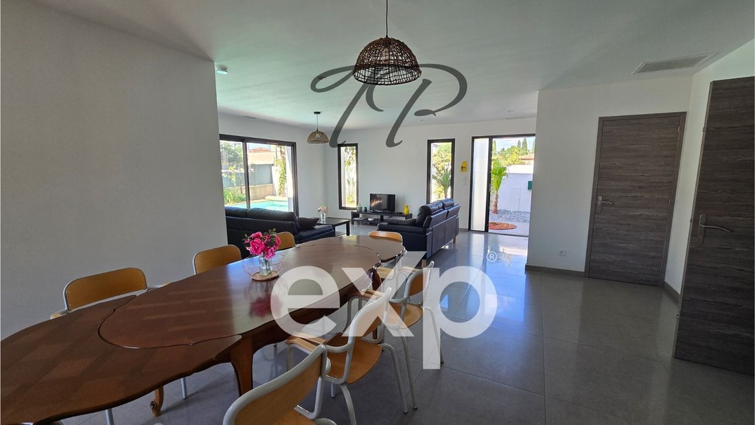 Villa in Centre Ville, Serignan, France 2 - 18043657