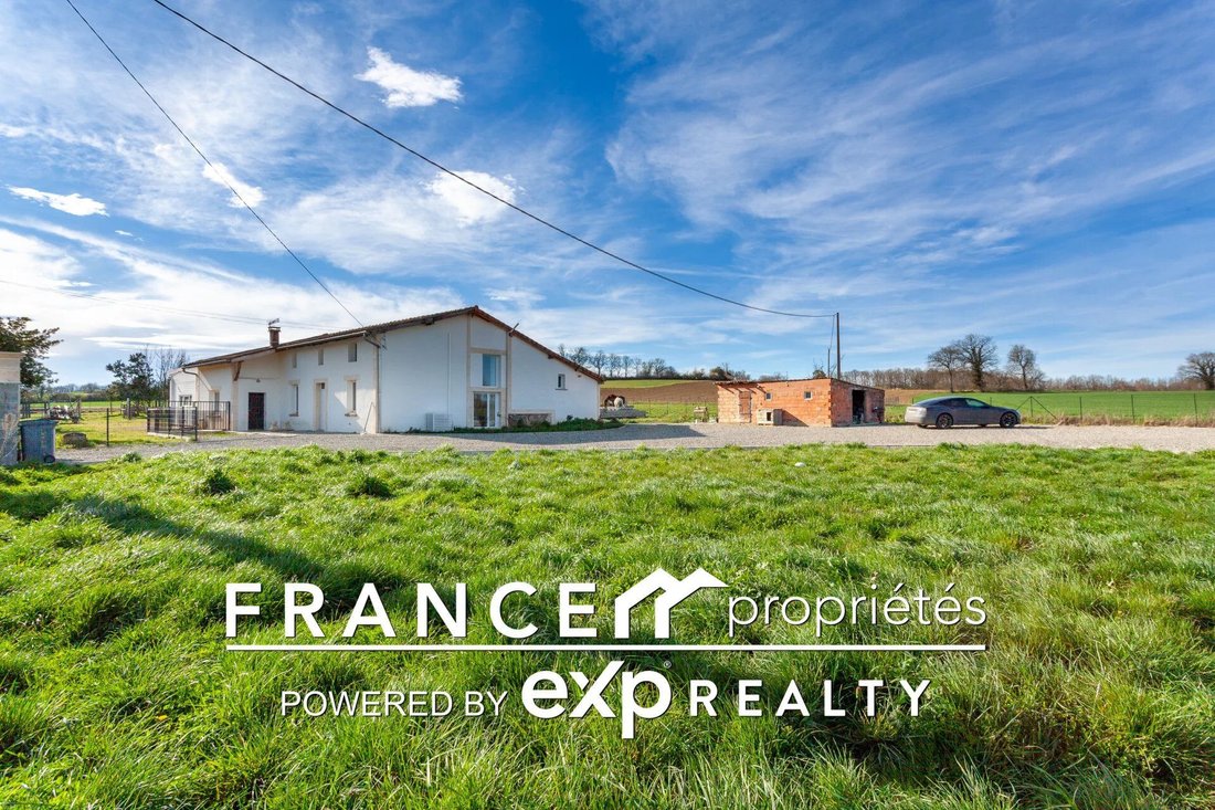 Farm Ranch in Carbonne, Occitania, France 5 - 16827661