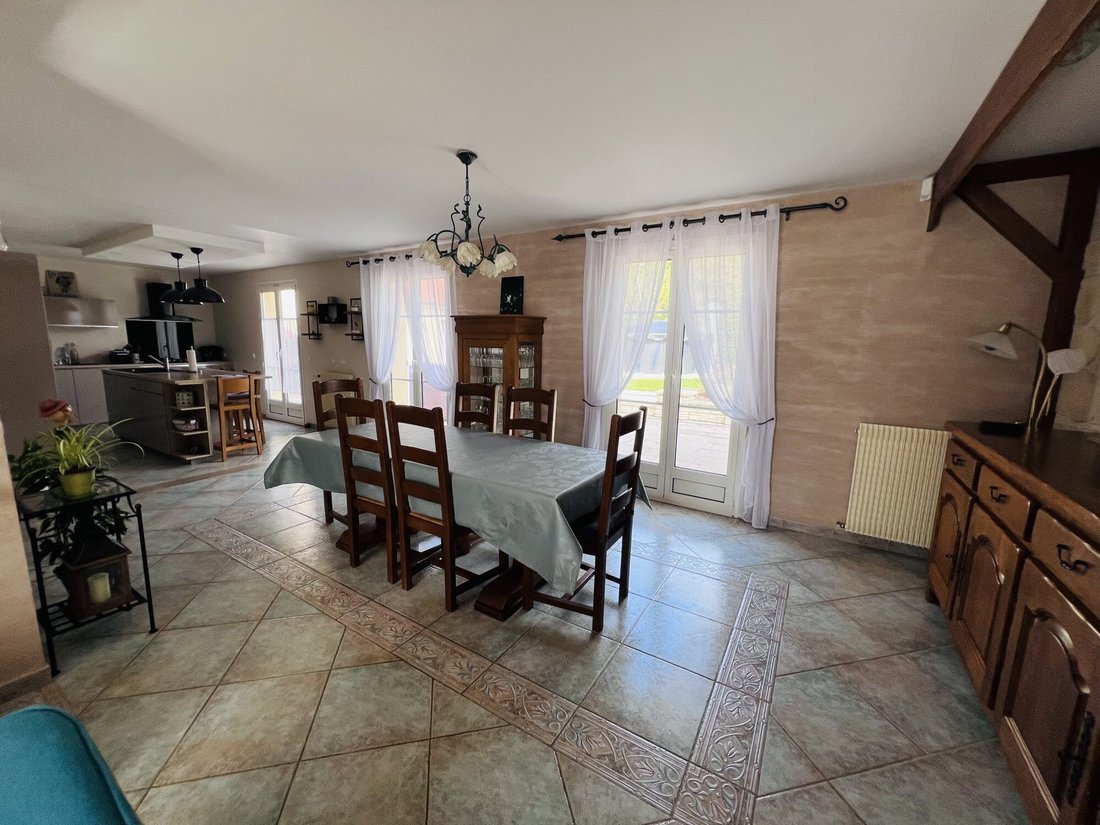 House in Marines, Ile-de-France, France 2 - 17689276