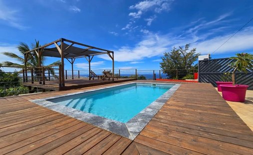 House in L'Étang-Salé, Saint-Pierre, Réunion 1