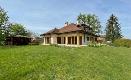 Esery, Reignier-Esery, France 1