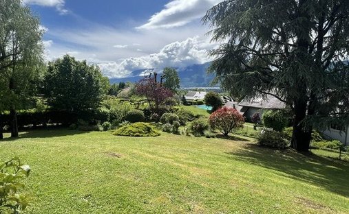 House in Pugny-Chatenod, Auvergne-Rhône-Alpes, France 1