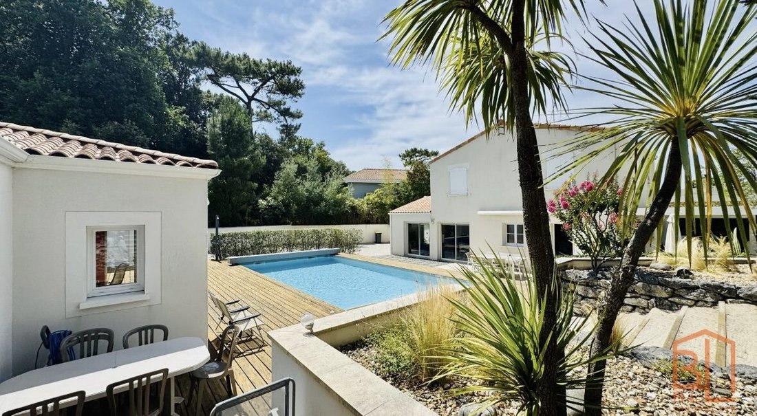 House in Nord Est Vallieres, Saint-Georges-de-Didonne, France 1 - 16994459