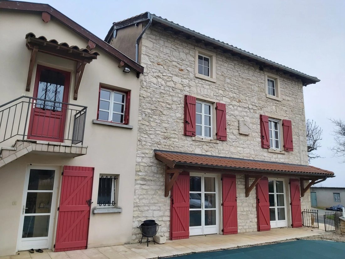 House in Lucenay, Auvergne-Rhône-Alpes, France 2 - 16822614