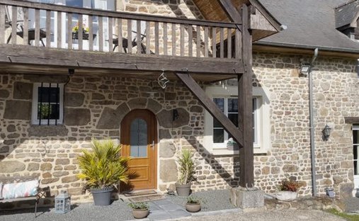 House in Brecé, Pays de la Loire, France 1
