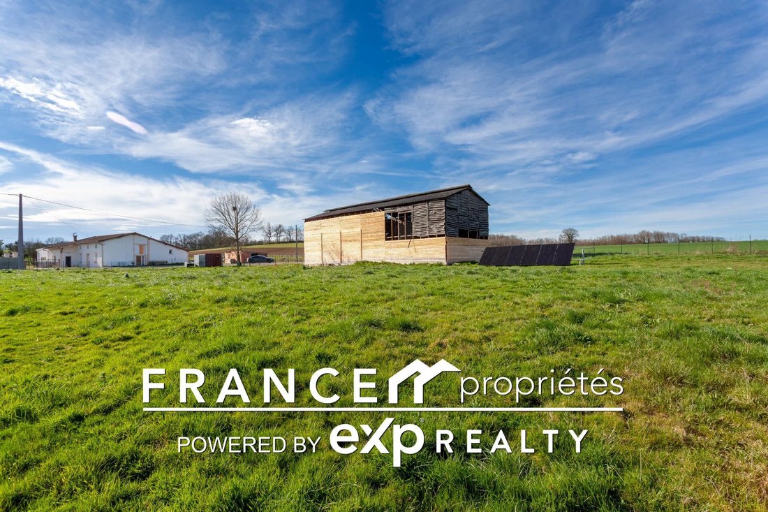 Farm Ranch in Carbonne, Occitania, France 1 - 16827661