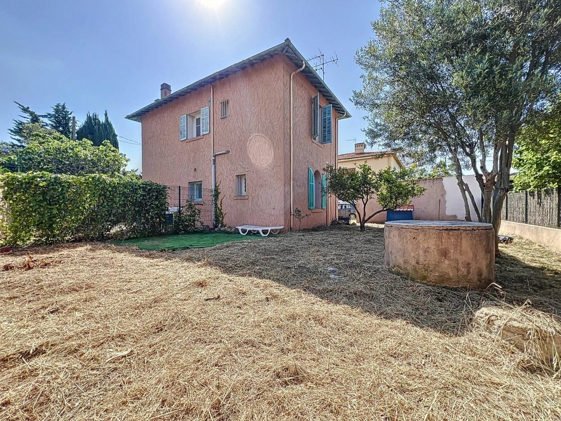 House in Exterieurs, Frejus, France 1 - 16926380