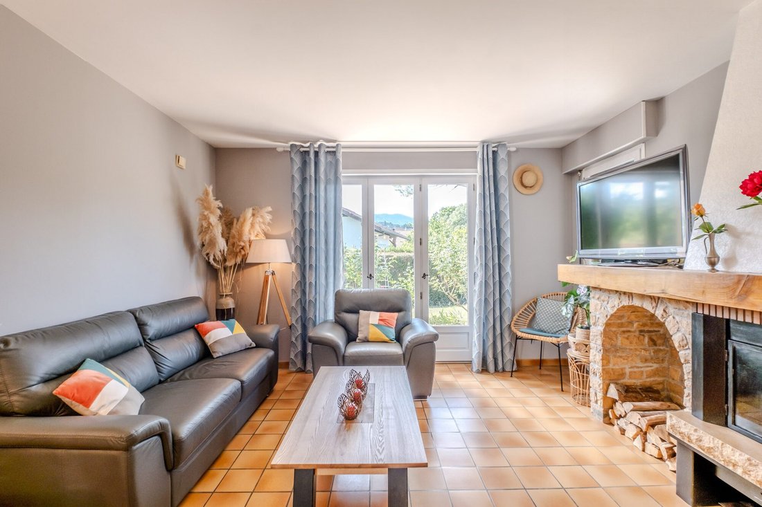 House in Publier, Auvergne-Rhône-Alpes, France 4 - 18012311