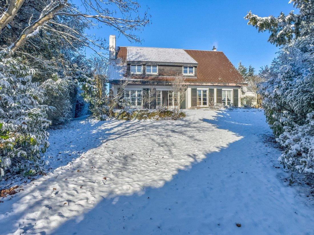 House in Chavenay, Ile-de-France, France 1 - 16902356