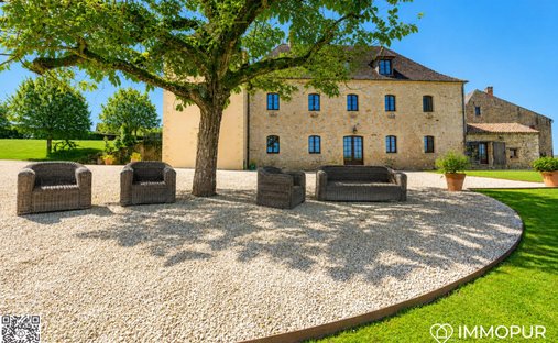 House in Arrondissement of Sarlat-la-Canéda, Nouvelle-Aquitaine, France 1