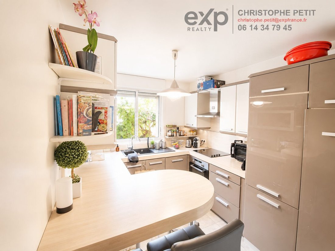 Apartment in Hôtel de Ville-Planchette, Levallois-Perret, France 2 - 17284485