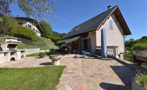 Casa a Monnetier-Mornex, Auvergne-Rodano-Alpi, Francia 1