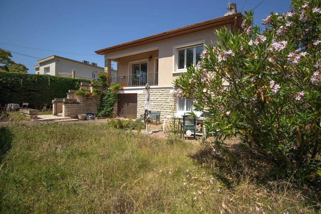 Villa in Vaux-sur-Mer, Nouvelle-Aquitaine, France 2 - 16827709