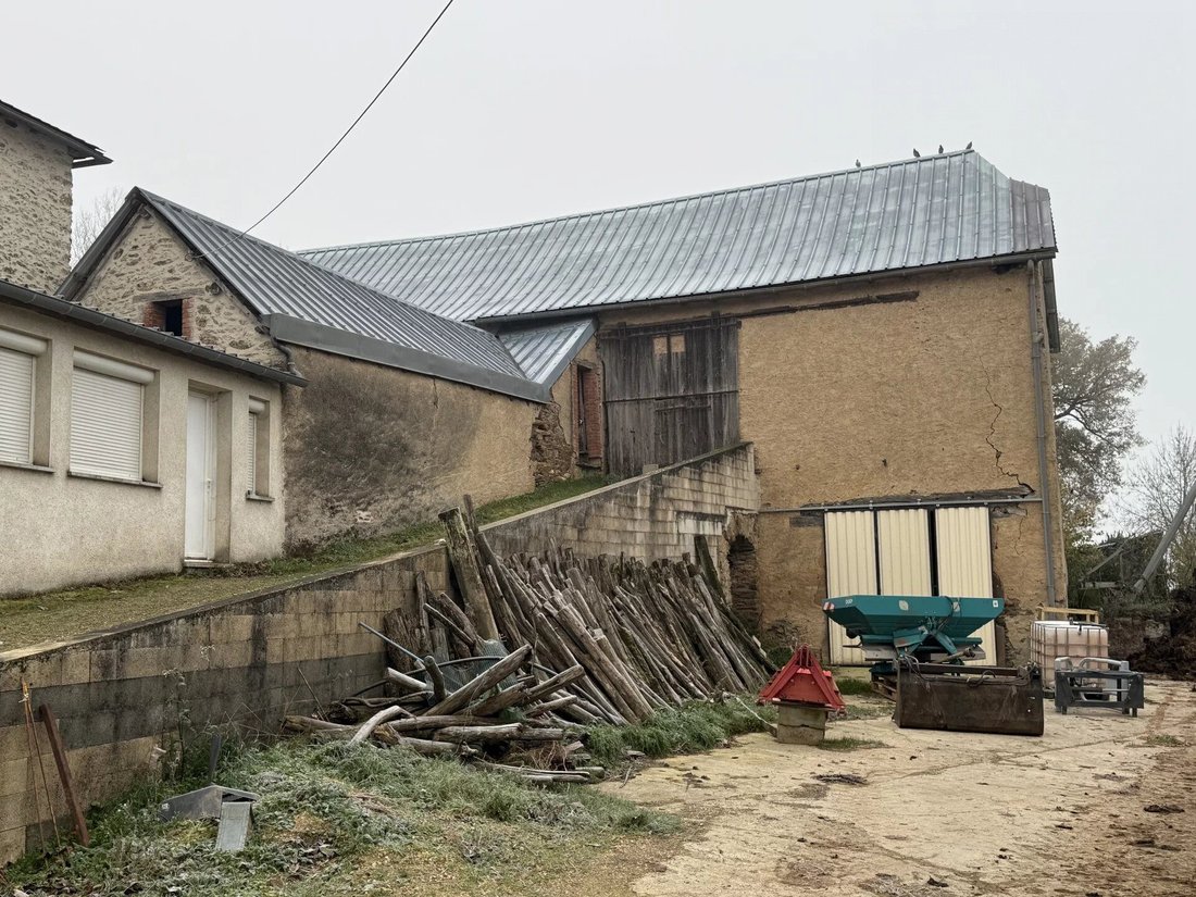 Farm Ranch in Tauriac-de-Naucelle, Occitania, France 5 - 16961494