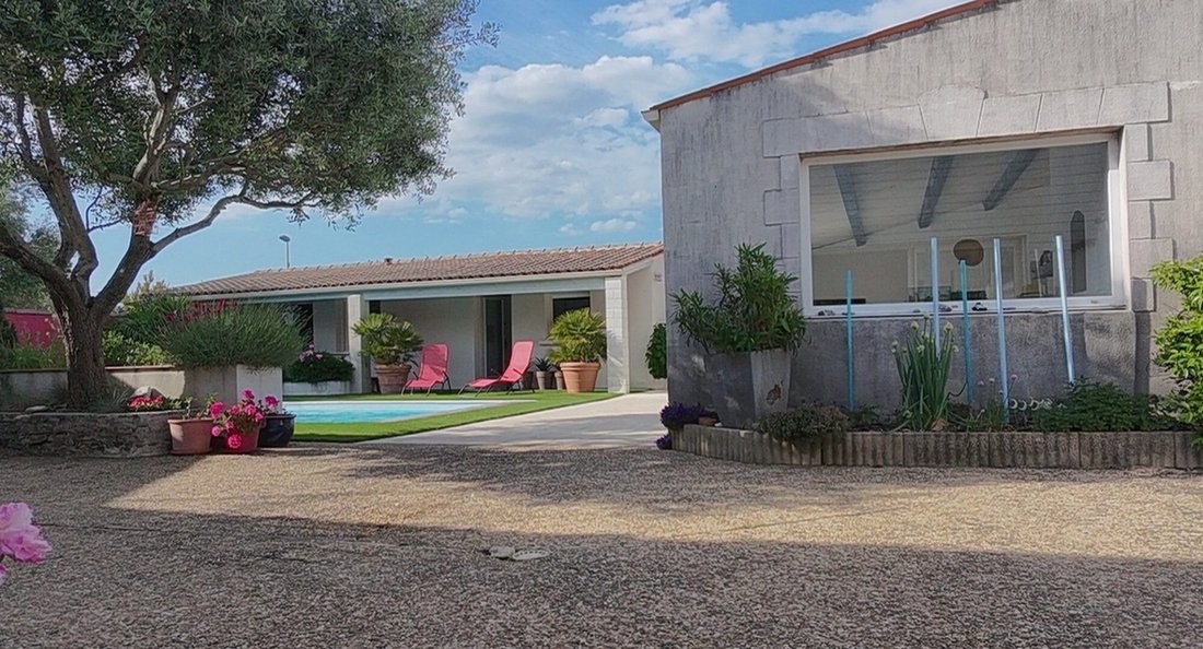 Villa in Marsilly, Nouvelle-Aquitaine, France 1 - 17955499