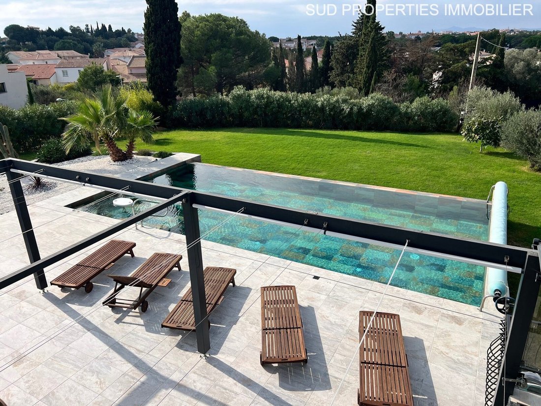 Villa in Haut Vernet-Moyen Vernet, Perpignan, France 1 - 17653415