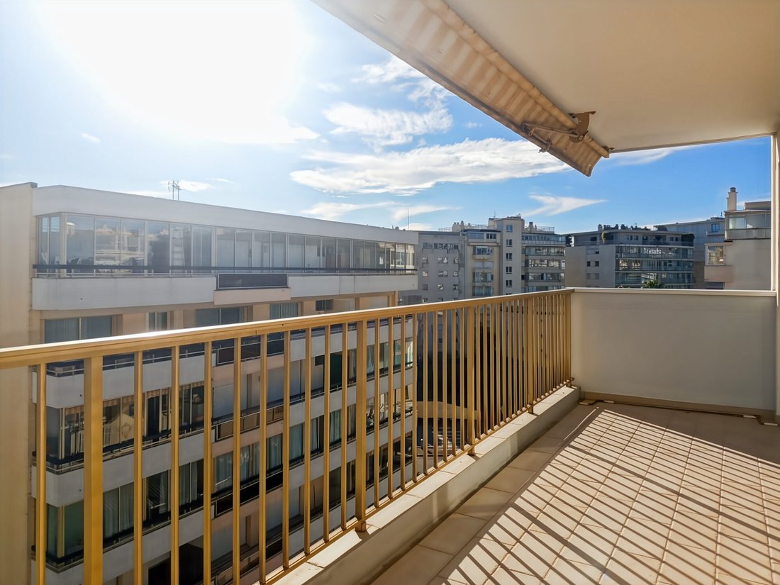 Apartment in Cannes, Provence-Alpes-Côte d'Azur, France 2 - 17298593