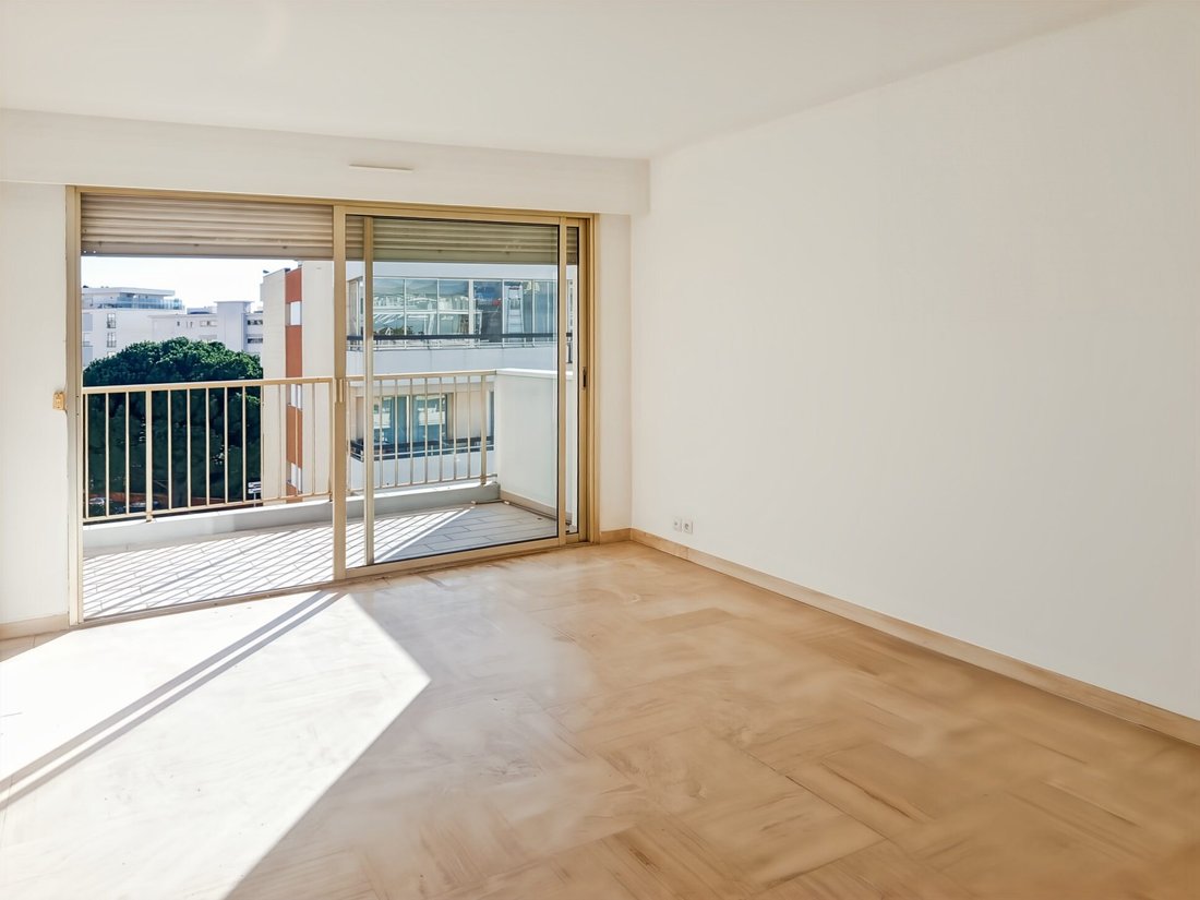 Apartment in Cannes, Provence-Alpes-Côte d'Azur, France 5 - 17298593