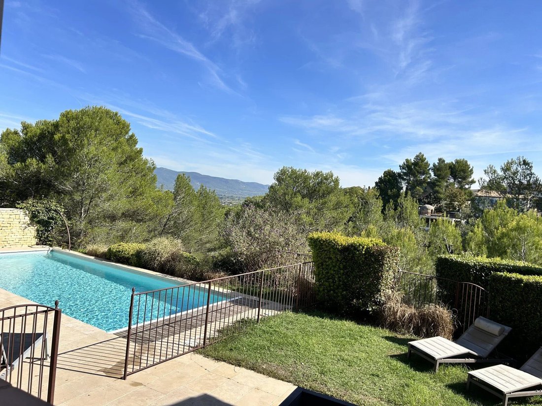 Villa in Mallemort, Provence-Alpes-Côte d'Azur, France 2 - 16822736
