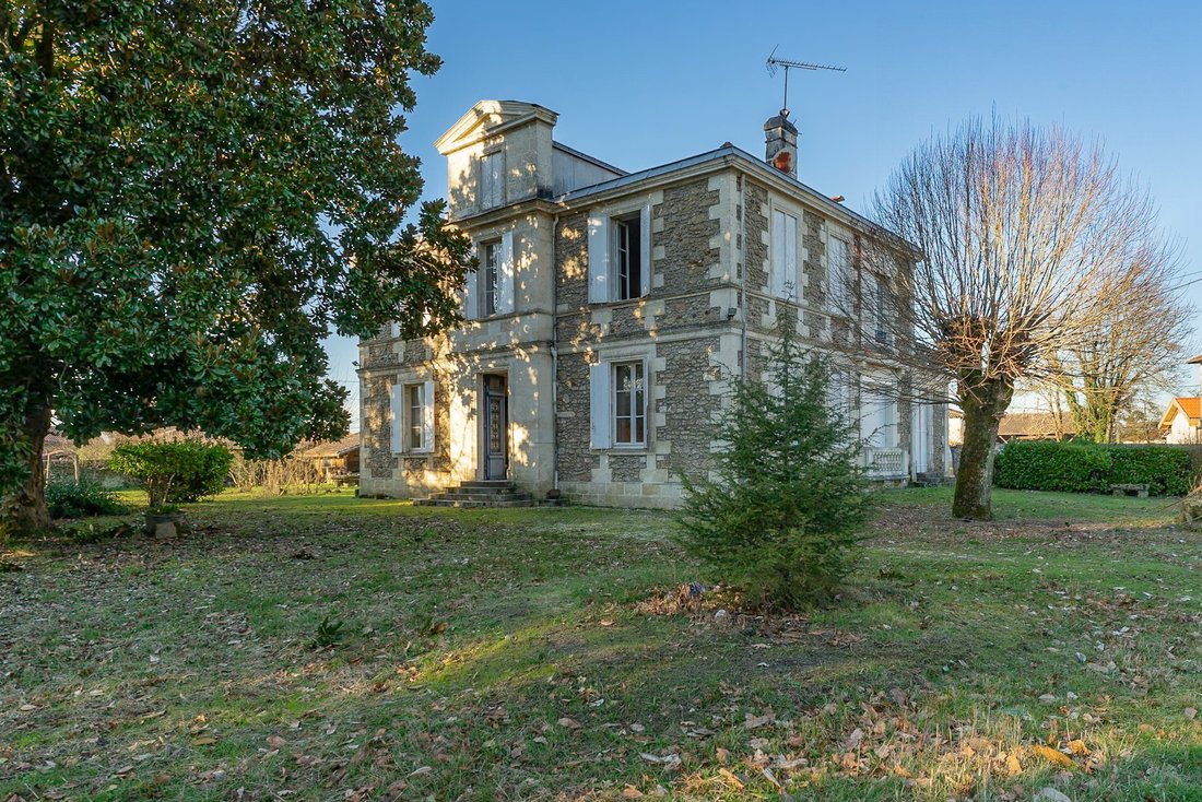 House in Salles, Nouvelle-Aquitaine, France 3 - 16847259