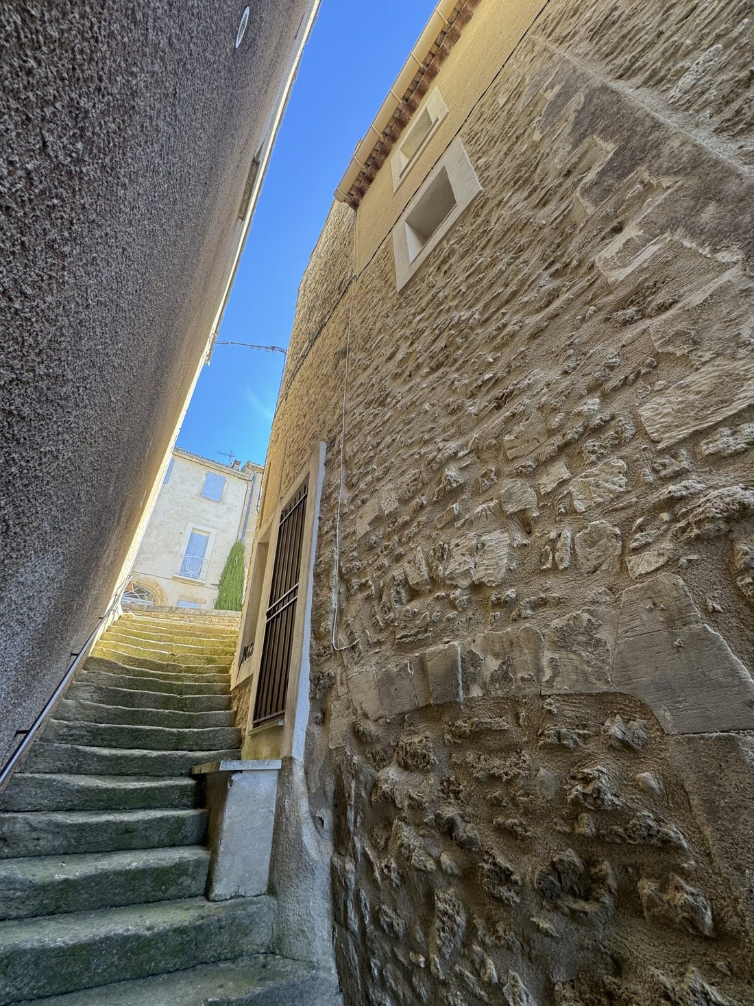 House in Ménerbes, Provence-Alpes-Côte d'Azur, France 4 - 17761697