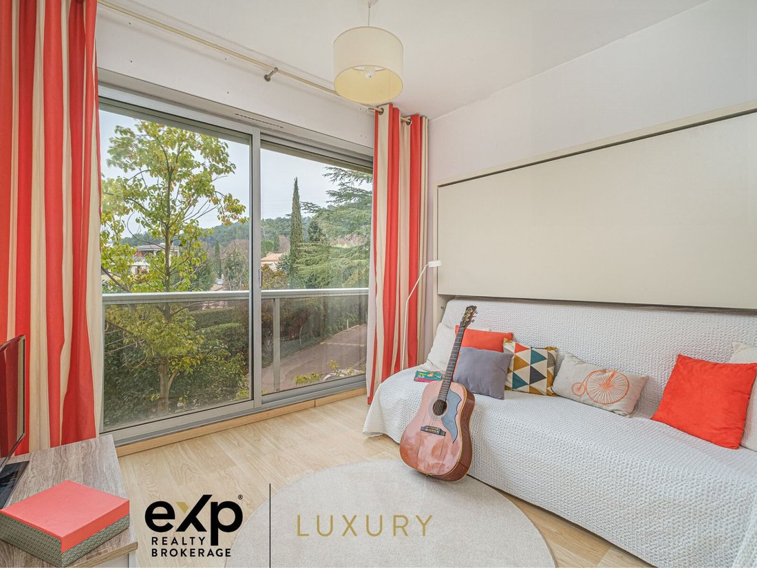 Apartment in Le Tholonet, Provence-Alpes-Côte d'Azur, France 3 - 17615319