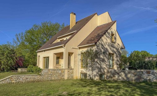 House in Magny-en-Vexin, Ile-de-France, France 1