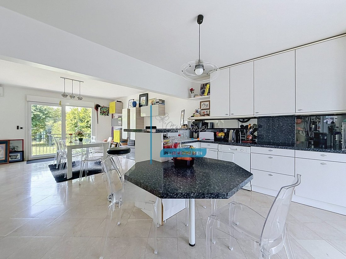 House in Sucy-en-Brie, Ile-de-France, France 2 - 18207000