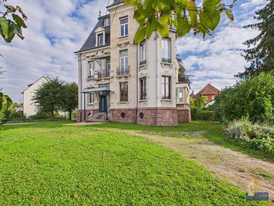 Estate in Zone Spécifique-Forêt-Ferme Auberge, Soultz-Haut-Rhin, France 1 - 16822758