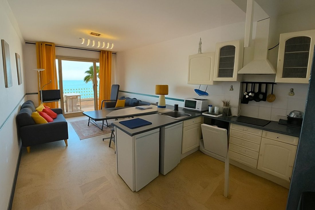 Apartment in Juan les Pins-Gallice, Antibes, France 3 - 17413154