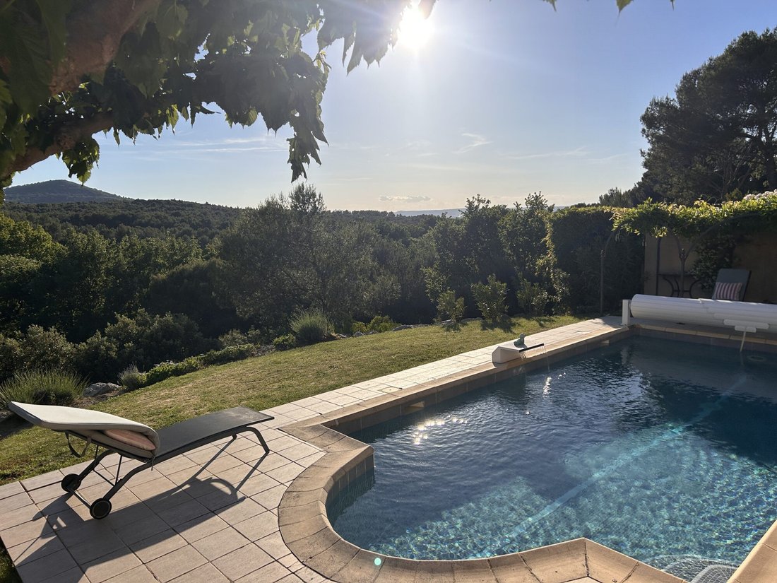 Villa in Mallemort, Provence-Alpes-Côte d'Azur, France 2 - 18139557