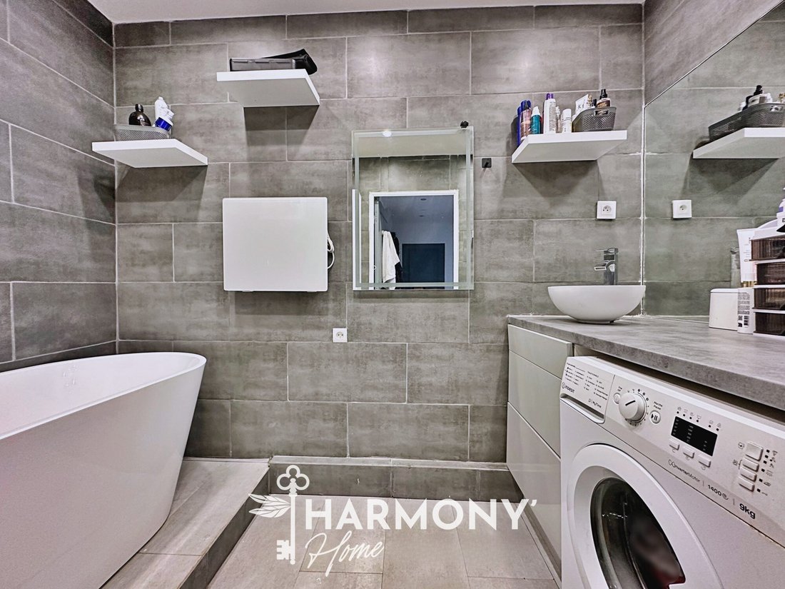 Apartment in Granettes-Jauberte-Sainte Anne, Aix-en-Provence, France 5 - 16894780
