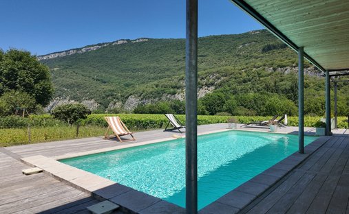 House in Brison-Saint-Innocent, Auvergne-Rhône-Alpes, France 1