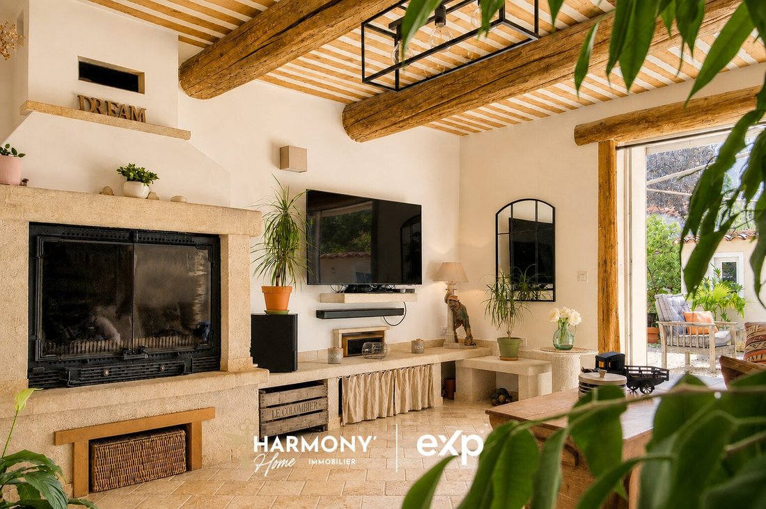Country House in Villelaure, Provence-Alpes-Côte d'Azur, France 3 - 17971690