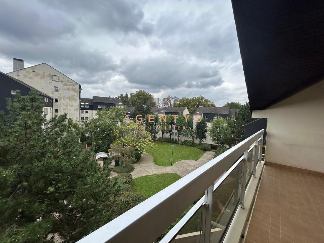 Apartment in Nogent-sur-Marne, Ile-de-France, France 2 - 18544786