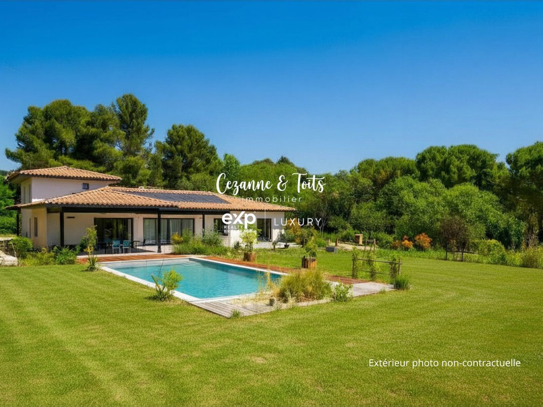 House in Granettes-Jauberte-Sainte Anne, Aix-en-Provence, France 2 - 18386049