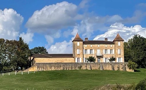 Estate in Urbain, Fumel, France 1