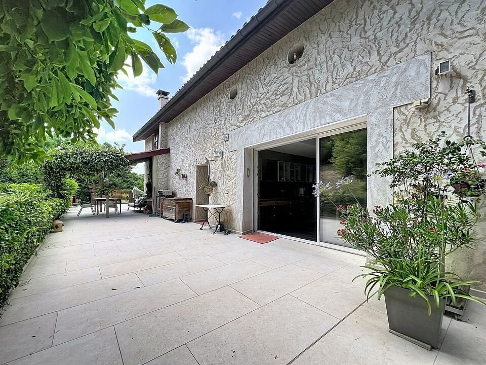 House in Francheville le Haut-Bruissin, Francheville, France 4 - 18386455