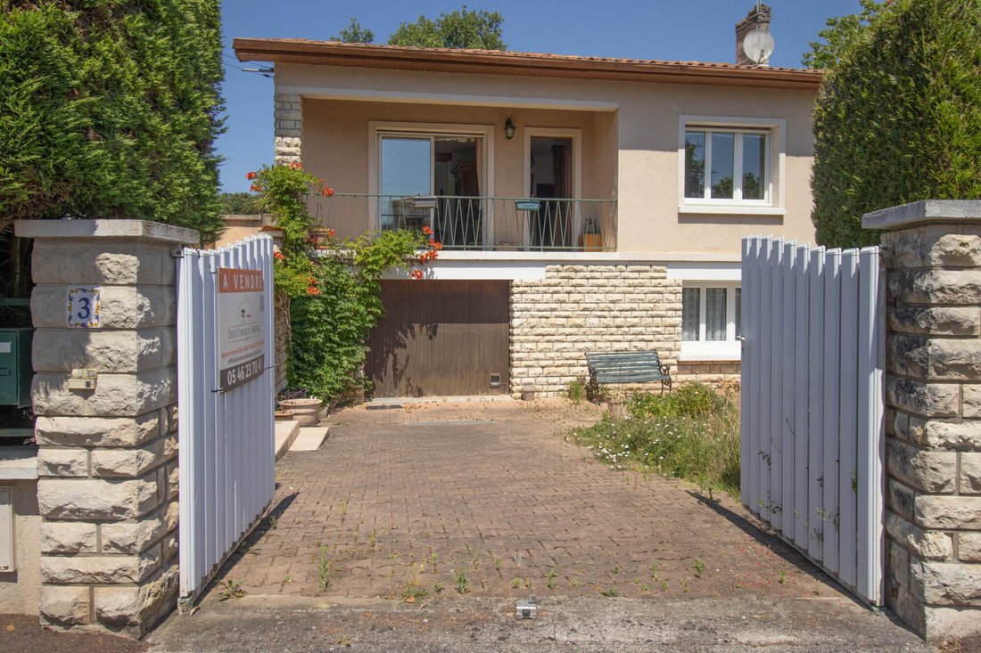 Villa in Vaux-sur-Mer, Nouvelle-Aquitaine, France 1 - 16827709