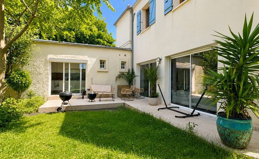 House in Adamville, Saint-Maur-des-Fossés, France 1