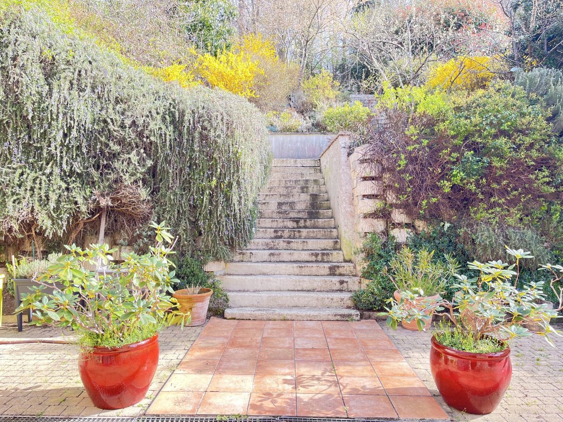House in Bas Buc, Buc, France 2 - 17489412