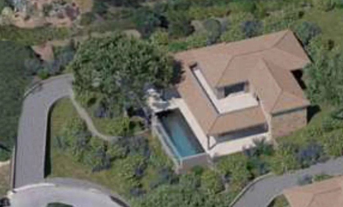 Land in Ville-Les Saquedes-Le Bouillonnet, Sainte-Maxime, France 1 - 16822996