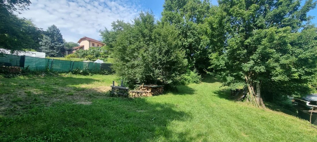 Land in Conjux, Auvergne-Rhône-Alpes, France 2 - 18385799