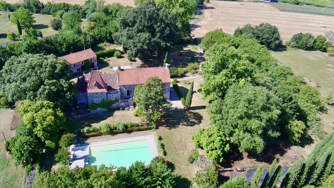 Estate in École Paul Bert-Lycée Bernard Palissy, Agen, France 2 - 17024504